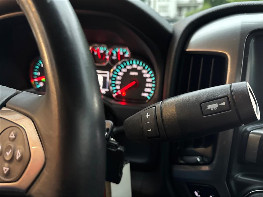 2017 Chevrolet Silverado 1500 4WD Double Cab 143.5" LT w/1LT, available for sale in Canton, Connecticut | Lava Motors. Canton, Connecticut 2017 Chevrolet Silverado 1500 4WD Double Cab 143.5" LT w/1LT, available for sale in Canton, Connecticut | Lava Motors. Canton, Connecticut