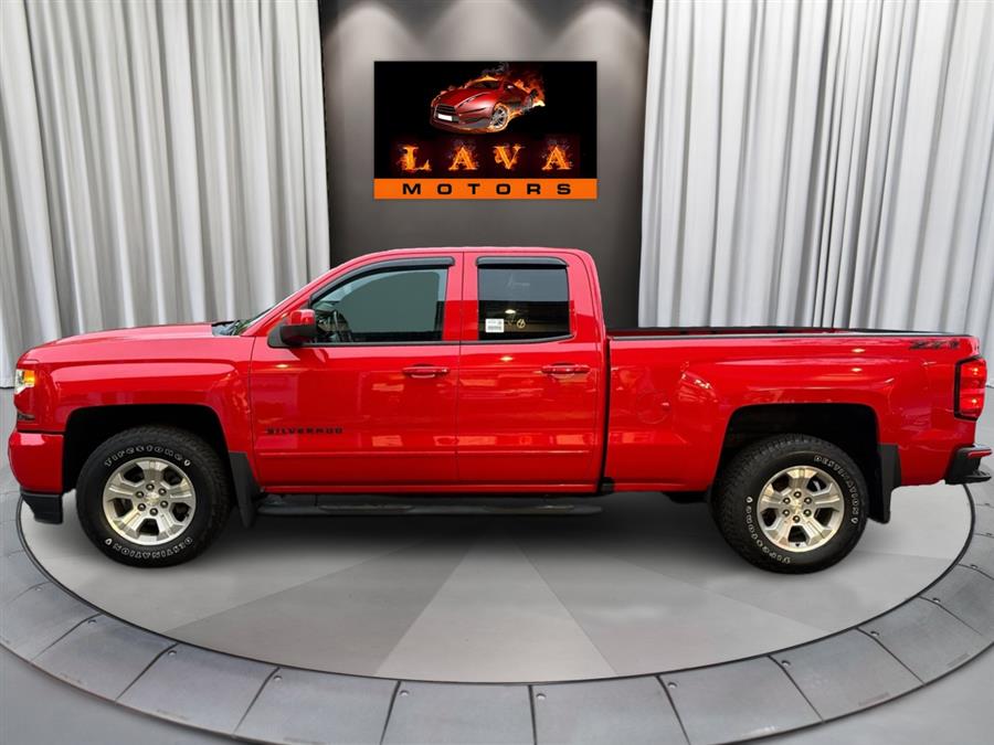 2017 Chevrolet Silverado 1500 4WD Double Cab 143.5" LT w/1LT, available for sale in Canton, Connecticut | Lava Motors. Canton, Connecticut 2017 Chevrolet Silverado 1500 4WD Double Cab 143.5" LT w/1LT, available for sale in Canton, Connecticut | Lava Motors. Canton, Connecticut