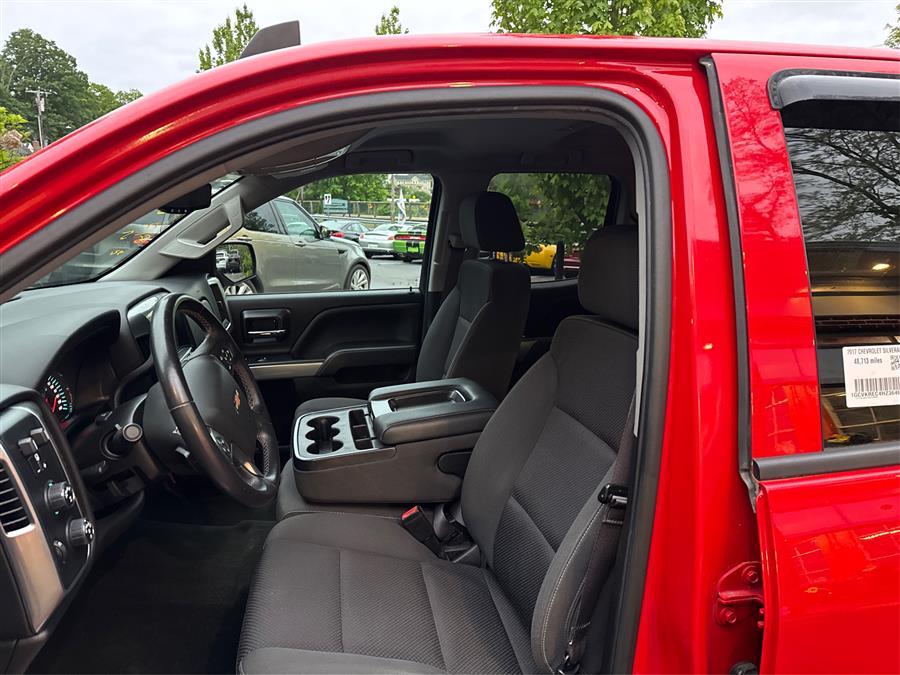 2017 Chevrolet Silverado 1500 4WD Double Cab 143.5" LT w/1LT, available for sale in Canton, Connecticut | Lava Motors. Canton, Connecticut 2017 Chevrolet Silverado 1500 4WD Double Cab 143.5" LT w/1LT, available for sale in Canton, Connecticut | Lava Motors. Canton, Connecticut