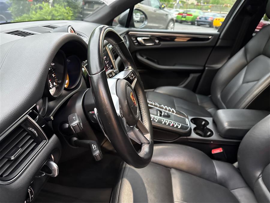 2018 Porsche Macan AWD, available for sale in Canton, Connecticut | Lava Motors. Canton, Connecticut 2018 Porsche Macan AWD, available for sale in Canton, Connecticut | Lava Motors. Canton, Connecticut