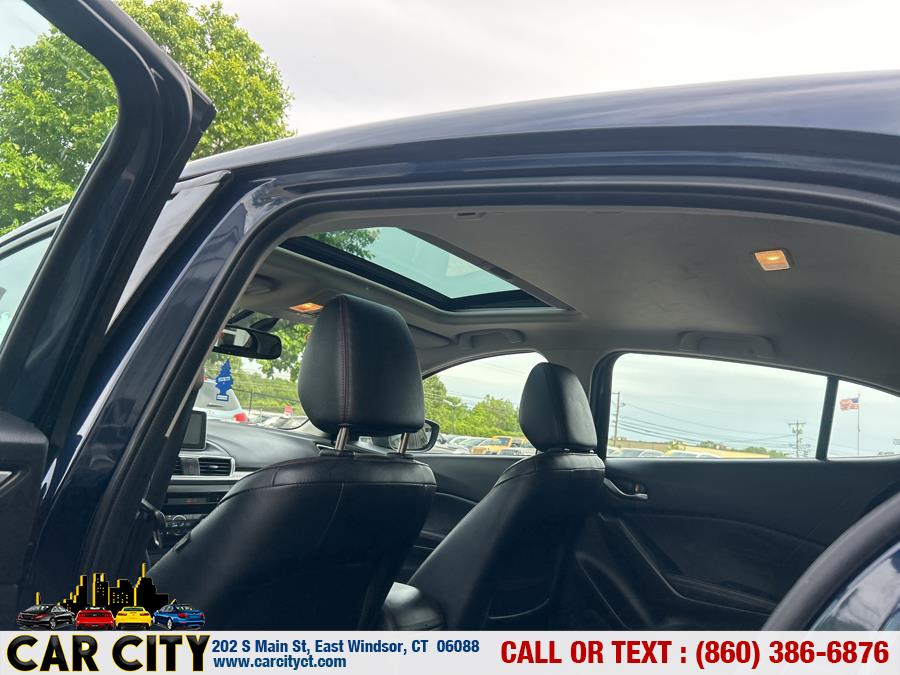 2015 Mazda Mazda3 5dr HB Auto s Grand Touring, available for sale in East Windsor, Connecticut | Car City LLC. East Windsor, Connecticut 2015 Mazda Mazda3 5dr HB Auto s Grand Touring, available for sale in East Windsor, Connecticut | Car City LLC. East Windsor, Connecticut