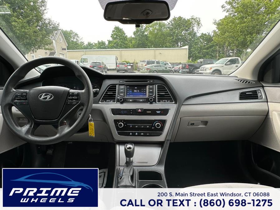 2015 Hyundai Sonata 4dr Sdn 2.4L SE PZEV, available for sale in East Windsor, Connecticut | Prime Wheels. East Windsor, Connecticut 2015 Hyundai Sonata 4dr Sdn 2.4L SE PZEV, available for sale in East Windsor, Connecticut | Prime Wheels. East Windsor, Connecticut