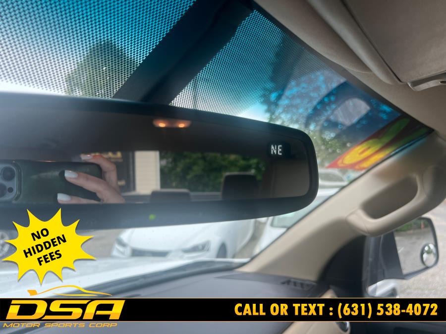 2016 Toyota Tundra 4WD Truck CrewMax 5.7L FFV V8 6-Spd AT LTD (Natl), available for sale in Commack, New York | DSA Motor Sports Corp. Commack, New York 2016 Toyota Tundra 4WD Truck CrewMax 5.7L FFV V8 6-Spd AT LTD (Natl), available for sale in Commack, New York | DSA Motor Sports Corp. Commack, New York