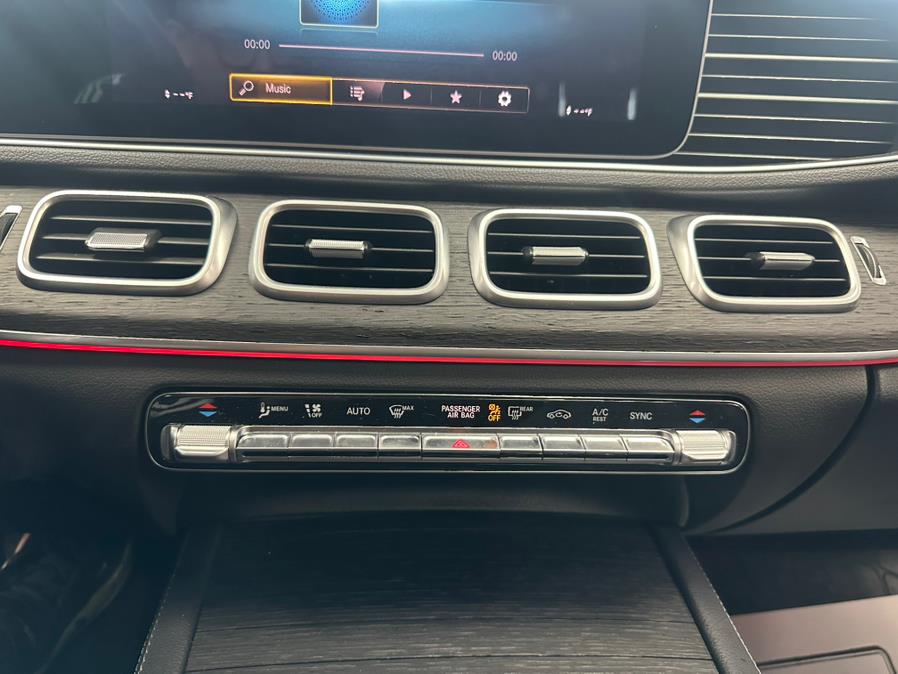 2022 Mercedes-Benz GLE AMG GLE 350 4MATIC SUV, available for sale in Inwood, New York | 5 Towns Drive. Inwood, New York 2022 Mercedes-Benz GLE AMG GLE 350 4MATIC SUV, available for sale in Inwood, New York | 5 Towns Drive. Inwood, New York