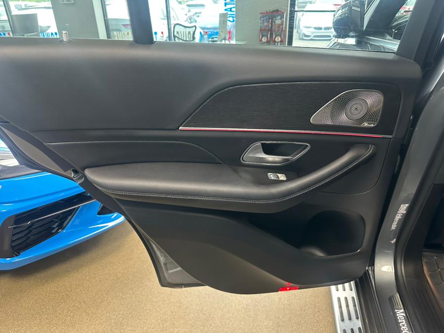 2022 Mercedes-Benz GLE AMG GLE 350 4MATIC SUV, available for sale in Inwood, New York | 5 Towns Drive. Inwood, New York 2022 Mercedes-Benz GLE AMG GLE 350 4MATIC SUV, available for sale in Inwood, New York | 5 Towns Drive. Inwood, New York