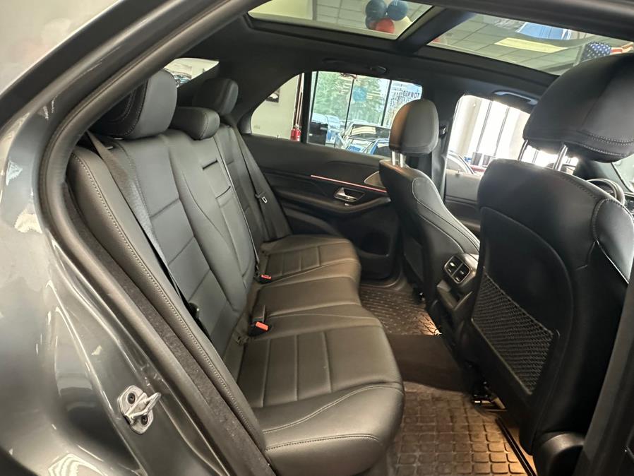 2022 Mercedes-Benz GLE AMG GLE 350 4MATIC SUV, available for sale in Inwood, New York | 5 Towns Drive. Inwood, New York 2022 Mercedes-Benz GLE AMG GLE 350 4MATIC SUV, available for sale in Inwood, New York | 5 Towns Drive. Inwood, New York