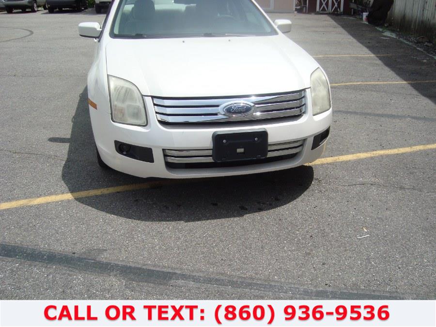 2009 Ford Fusion 4dr Sdn I4 SE FWD, available for sale in Hartford, Connecticut | Lee Motors Sales Inc. Hartford, Connecticut