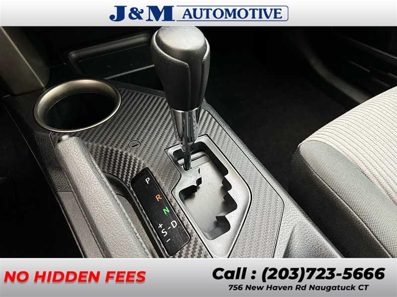 2014 Toyota Rav4 LE, available for sale in Naugatuck, Connecticut | J&M Automotive Sls&Svc LLC. Naugatuck, Connecticut 2014 Toyota Rav4 LE, available for sale in Naugatuck, Connecticut | J&M Automotive Sls&Svc LLC. Naugatuck, Connecticut