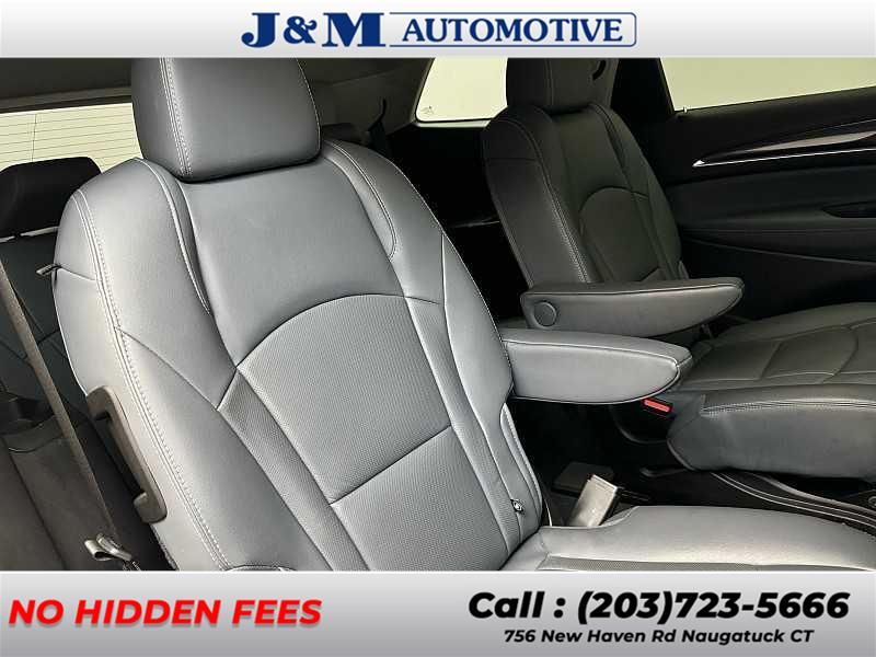 2021 Buick Enclave Essence, available for sale in Naugatuck, Connecticut | J&M Automotive Sls&Svc LLC. Naugatuck, Connecticut 2021 Buick Enclave Essence, available for sale in Naugatuck, Connecticut | J&M Automotive Sls&Svc LLC. Naugatuck, Connecticut