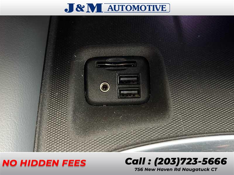 2021 Buick Enclave Essence, available for sale in Naugatuck, Connecticut | J&M Automotive Sls&Svc LLC. Naugatuck, Connecticut 2021 Buick Enclave Essence, available for sale in Naugatuck, Connecticut | J&M Automotive Sls&Svc LLC. Naugatuck, Connecticut