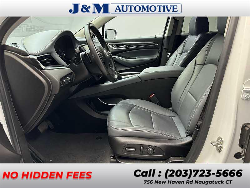 2021 Buick Enclave Essence, available for sale in Naugatuck, Connecticut | J&M Automotive Sls&Svc LLC. Naugatuck, Connecticut 2021 Buick Enclave Essence, available for sale in Naugatuck, Connecticut | J&M Automotive Sls&Svc LLC. Naugatuck, Connecticut