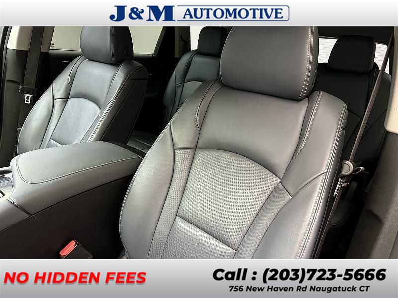 2021 Buick Enclave Essence, available for sale in Naugatuck, Connecticut | J&M Automotive Sls&Svc LLC. Naugatuck, Connecticut 2021 Buick Enclave Essence, available for sale in Naugatuck, Connecticut | J&M Automotive Sls&Svc LLC. Naugatuck, Connecticut