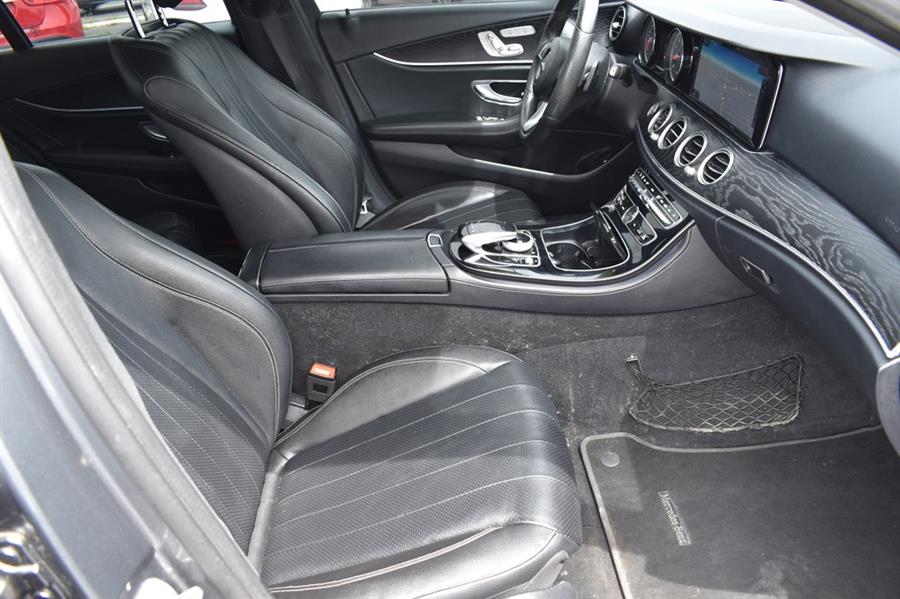 2017 Mercedes-benz E-class E300 4MATIC, available for sale in Patchogue, New York | 112 Auto Plaza. Patchogue, New York 2017 Mercedes-benz E-class E300 4MATIC, available for sale in Patchogue, New York | 112 Auto Plaza. Patchogue, New York