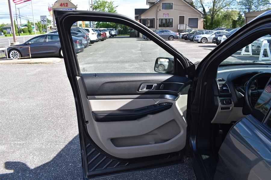 2018 Ford Explorer XLT, available for sale in Patchogue, New York | 112 Auto Plaza. Patchogue, New York 2018 Ford Explorer XLT, available for sale in Patchogue, New York | 112 Auto Plaza. Patchogue, New York