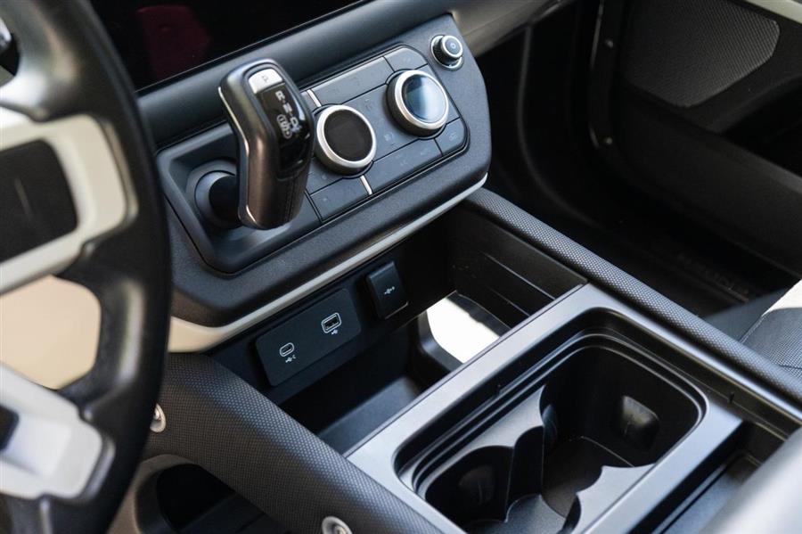 2022 Land Rover Defender 110 X-Dynamic HSE AWD, available for sale in Woodside, New York | Drive Central. Woodside, New York 2022 Land Rover Defender 110 X-Dynamic HSE AWD, available for sale in Woodside, New York | Drive Central. Woodside, New York