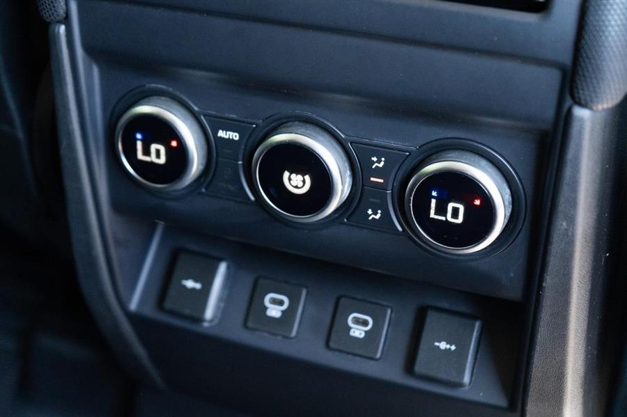 2022 Land Rover Defender 110 X-Dynamic HSE AWD, available for sale in Woodside, New York | Drive Central. Woodside, New York 2022 Land Rover Defender 110 X-Dynamic HSE AWD, available for sale in Woodside, New York | Drive Central. Woodside, New York