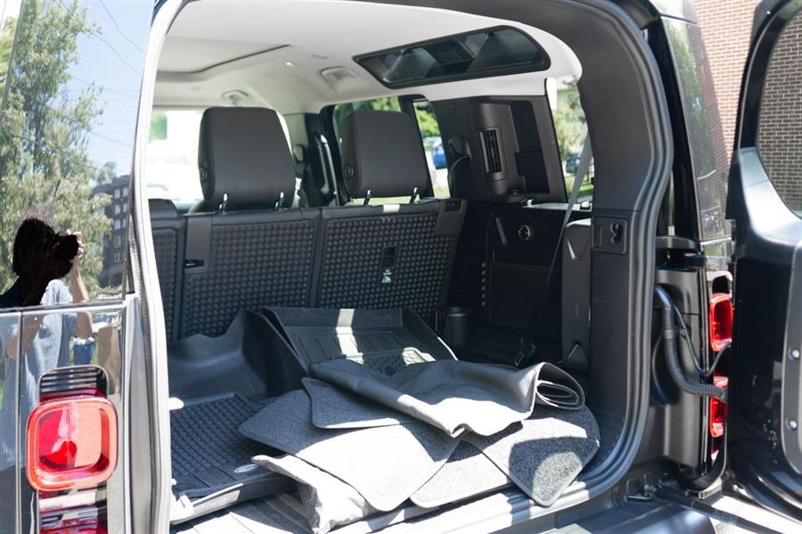 2022 Land Rover Defender 110 X-Dynamic HSE AWD, available for sale in Woodside, New York | Drive Central. Woodside, New York 2022 Land Rover Defender 110 X-Dynamic HSE AWD, available for sale in Woodside, New York | Drive Central. Woodside, New York