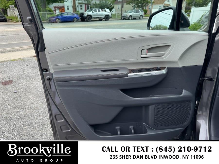 2024 Toyota Sienna LE FWD 8-Passenger (Natl), available for sale in Inwood, New York | BROOKVILLE AUTO GROUP. Inwood, New York 2024 Toyota Sienna LE FWD 8-Passenger (Natl), available for sale in Inwood, New York | BROOKVILLE AUTO GROUP. Inwood, New York