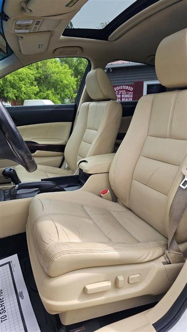 2010 Honda Accord Crosstour EX L w/Navi AWD 4dr Crossover, available for sale in Wolcott, New York | Auto Hunter CNY. Wolcott, New York 2010 Honda Accord Crosstour EX L w/Navi AWD 4dr Crossover, available for sale in Wolcott, New York | Auto Hunter CNY. Wolcott, New York