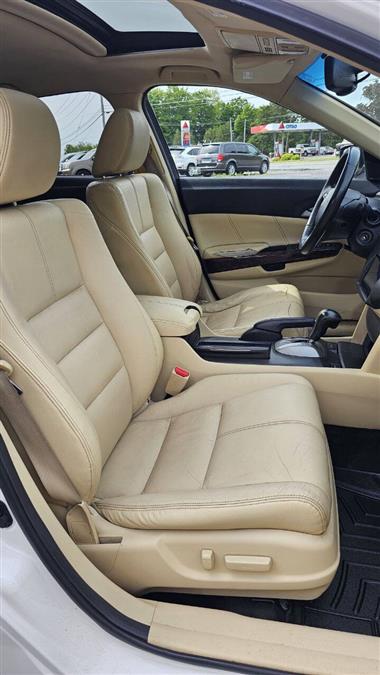 2010 Honda Accord Crosstour EX L w/Navi AWD 4dr Crossover, available for sale in Wolcott, New York | Auto Hunter CNY. Wolcott, New York 2010 Honda Accord Crosstour EX L w/Navi AWD 4dr Crossover, available for sale in Wolcott, New York | Auto Hunter CNY. Wolcott, New York