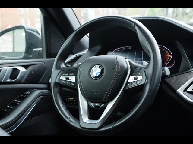 2022 BMW X5 xDrive40i Sports Activity Vehicle, available for sale in Flushing, New York | Silverline Auto Group. Flushing, New York 2022 BMW X5 xDrive40i Sports Activity Vehicle, available for sale in Flushing, New York | Silverline Auto Group. Flushing, New York