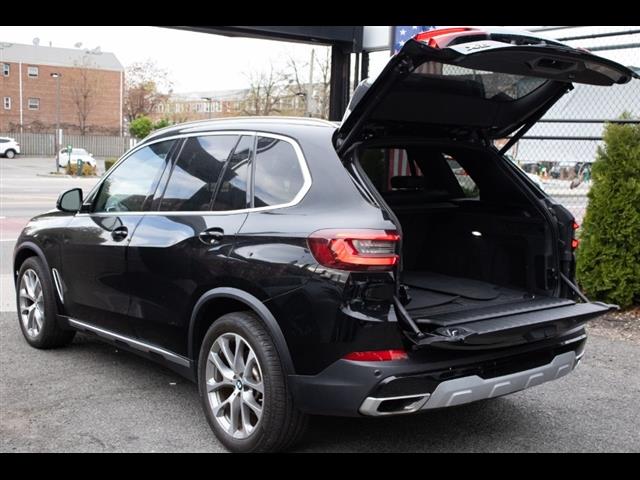 2022 BMW X5 xDrive40i Sports Activity Vehicle, available for sale in Flushing, New York | Silverline Auto Group. Flushing, New York 2022 BMW X5 xDrive40i Sports Activity Vehicle, available for sale in Flushing, New York | Silverline Auto Group. Flushing, New York