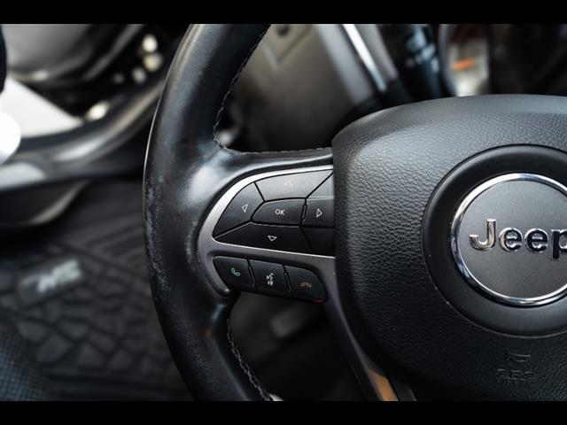 2021 Jeep Grand Cherokee Limited 4x4, available for sale in Flushing, New York | Silverline Auto Group. Flushing, New York 2021 Jeep Grand Cherokee Limited 4x4, available for sale in Flushing, New York | Silverline Auto Group. Flushing, New York