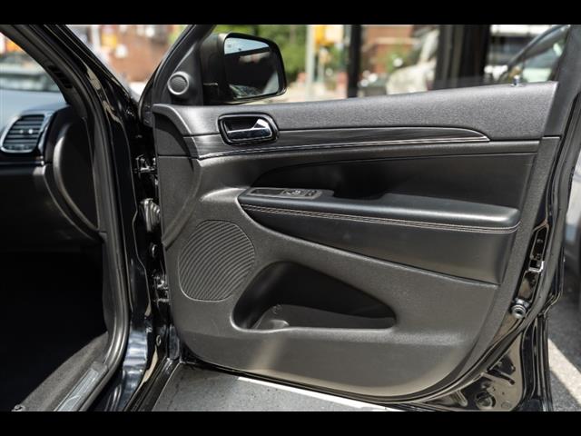 2021 Jeep Grand Cherokee Limited 4x4, available for sale in Flushing, New York | Silverline Auto Group. Flushing, New York 2021 Jeep Grand Cherokee Limited 4x4, available for sale in Flushing, New York | Silverline Auto Group. Flushing, New York