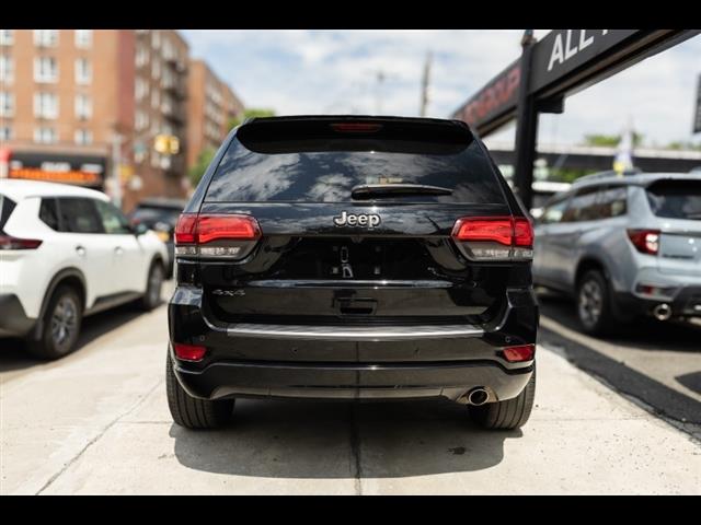 2021 Jeep Grand Cherokee Limited 4x4, available for sale in Flushing, New York | Silverline Auto Group. Flushing, New York 2021 Jeep Grand Cherokee Limited 4x4, available for sale in Flushing, New York | Silverline Auto Group. Flushing, New York