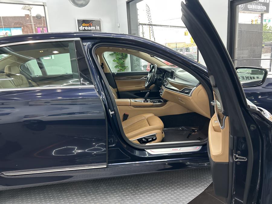 2017 BMW 7 Series 750i xDrive Sedan, available for sale in Jersey City, New Jersey | Luxe Auto Galleria. Jersey City, New Jersey 2017 BMW 7 Series 750i xDrive Sedan, available for sale in Jersey City, New Jersey | Luxe Auto Galleria. Jersey City, New Jersey