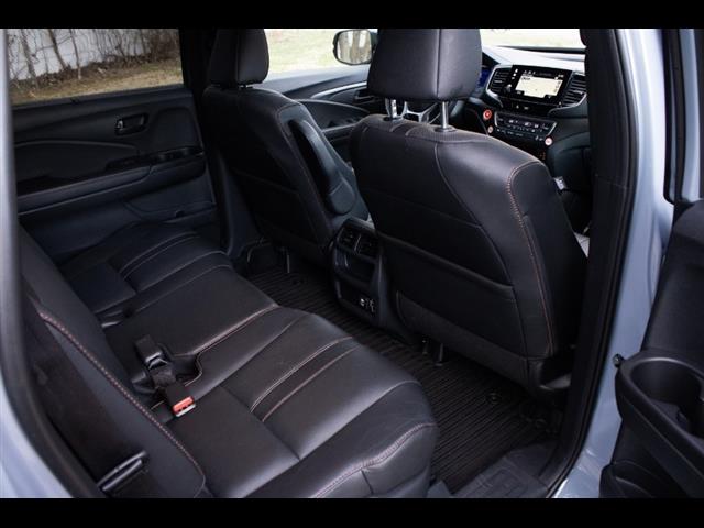 2023 Honda Passport TrailSport AWD, available for sale in Flushing, New York | Silverline Auto Group. Flushing, New York 2023 Honda Passport TrailSport AWD, available for sale in Flushing, New York | Silverline Auto Group. Flushing, New York