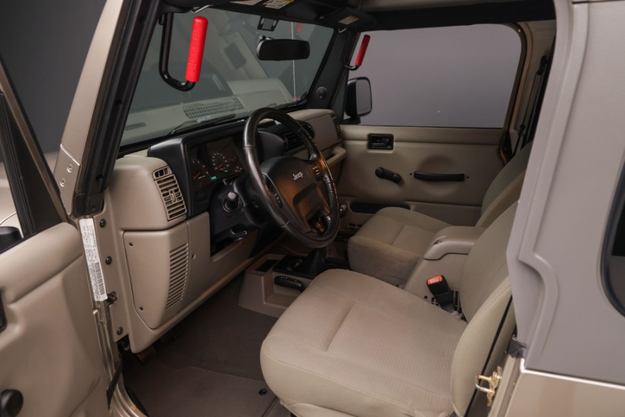 2006 Jeep Wrangler 2dr Rubicon, available for sale in North Salem, New York | Meccanic Shop North Inc. North Salem, New York 2006 Jeep Wrangler 2dr Rubicon, available for sale in North Salem, New York | Meccanic Shop North Inc. North Salem, New York