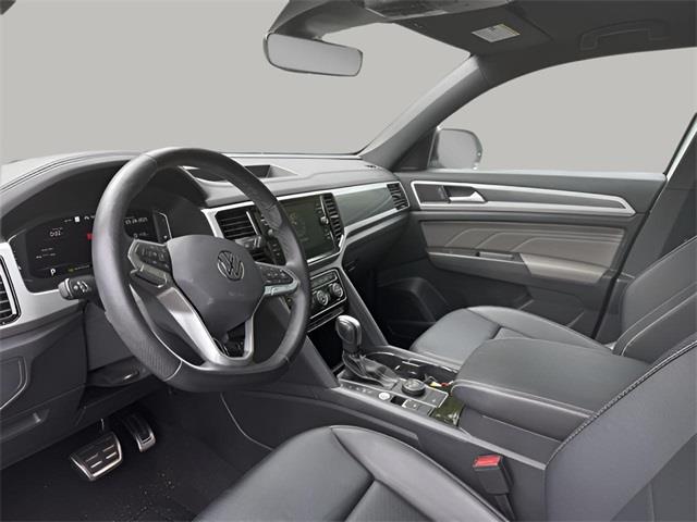 2023 Volkswagen Atlas Cross Sport 2.0T SEL R-Line, available for sale in Stratford, Connecticut | Wiz Leasing Inc. Stratford, Connecticut 2023 Volkswagen Atlas Cross Sport 2.0T SEL R-Line, available for sale in Stratford, Connecticut | Wiz Leasing Inc. Stratford, Connecticut