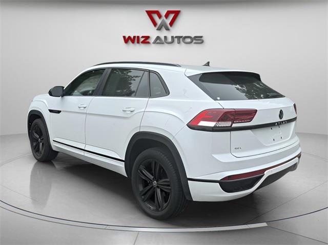 2023 Volkswagen Atlas Cross Sport 2.0T SEL R-Line, available for sale in Stratford, Connecticut | Wiz Leasing Inc. Stratford, Connecticut 2023 Volkswagen Atlas Cross Sport 2.0T SEL R-Line, available for sale in Stratford, Connecticut | Wiz Leasing Inc. Stratford, Connecticut