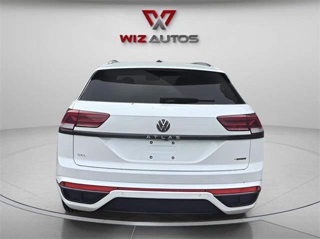 2023 Volkswagen Atlas Cross Sport 2.0T SEL R-Line, available for sale in Stratford, Connecticut | Wiz Leasing Inc. Stratford, Connecticut 2023 Volkswagen Atlas Cross Sport 2.0T SEL R-Line, available for sale in Stratford, Connecticut | Wiz Leasing Inc. Stratford, Connecticut