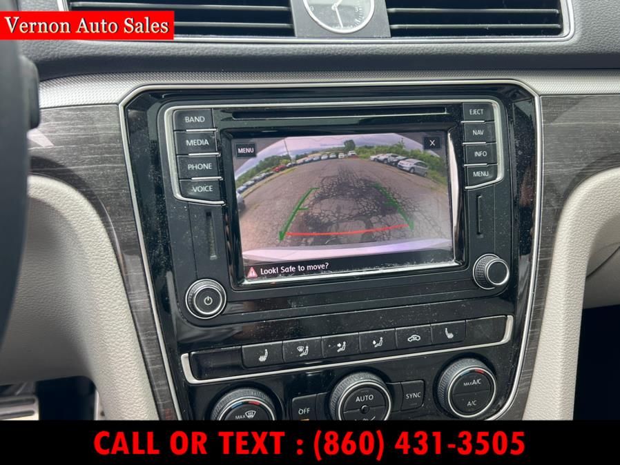 2017 Volkswagen Passat 1.8T SEL Premium Auto, available for sale in Manchester, Connecticut | Vernon Auto Sale & Service. Manchester, Connecticut 2017 Volkswagen Passat 1.8T SEL Premium Auto, available for sale in Manchester, Connecticut | Vernon Auto Sale & Service. Manchester, Connecticut