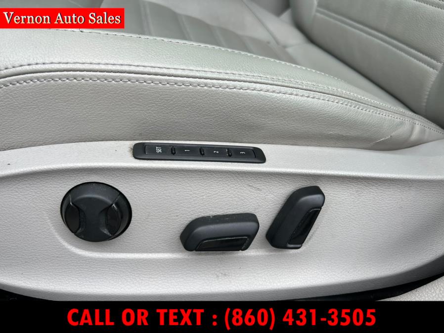 2017 Volkswagen Passat 1.8T SEL Premium Auto, available for sale in Manchester, Connecticut | Vernon Auto Sale & Service. Manchester, Connecticut 2017 Volkswagen Passat 1.8T SEL Premium Auto, available for sale in Manchester, Connecticut | Vernon Auto Sale & Service. Manchester, Connecticut