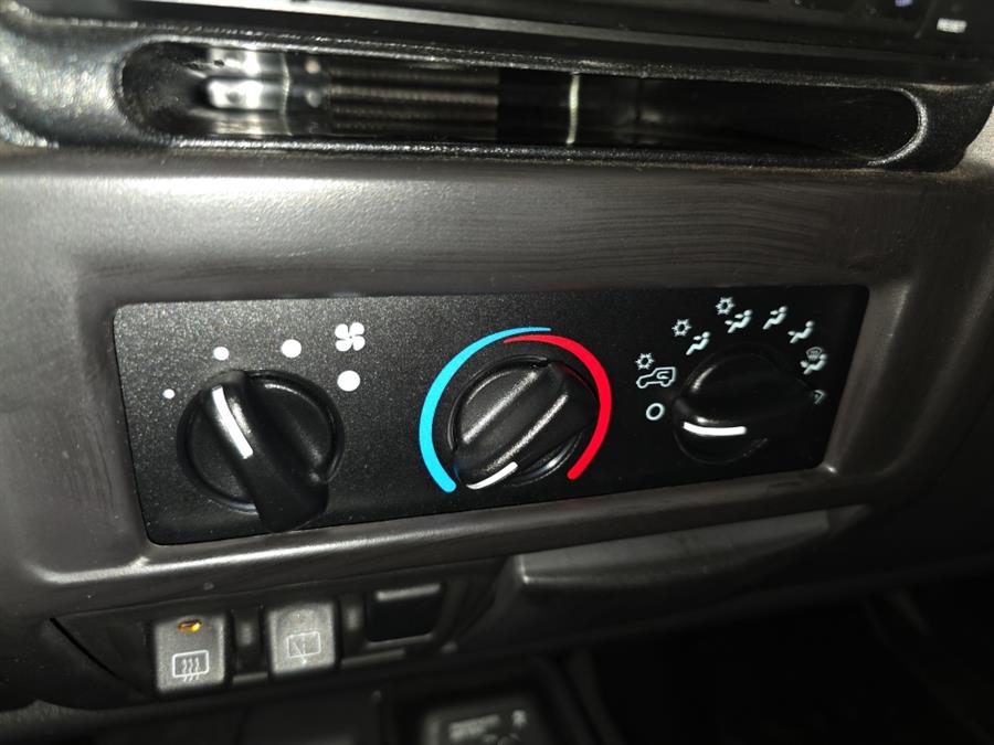2001 Jeep Wrangler 2dr Sport, available for sale in West Haven, Connecticut | Auto Fair Inc.. West Haven, Connecticut 2001 Jeep Wrangler 2dr Sport, available for sale in West Haven, Connecticut | Auto Fair Inc.. West Haven, Connecticut