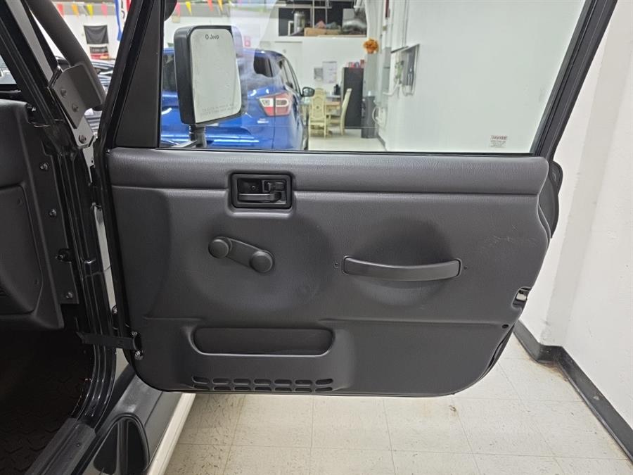 2001 Jeep Wrangler 2dr Sport, available for sale in West Haven, Connecticut | Auto Fair Inc.. West Haven, Connecticut 2001 Jeep Wrangler 2dr Sport, available for sale in West Haven, Connecticut | Auto Fair Inc.. West Haven, Connecticut