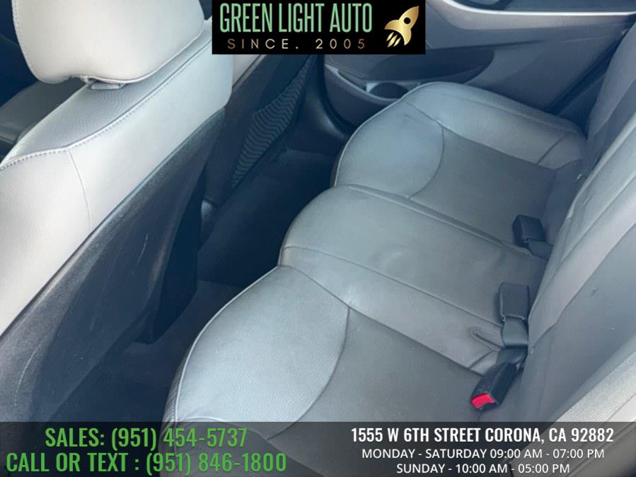 2013 Hyundai Elantra 4dr Sdn Auto GLS PZEV (Alabama Plant), available for sale in Corona, California | Green Light Auto. Corona, California 2013 Hyundai Elantra 4dr Sdn Auto GLS PZEV (Alabama Plant), available for sale in Corona, California | Green Light Auto. Corona, California