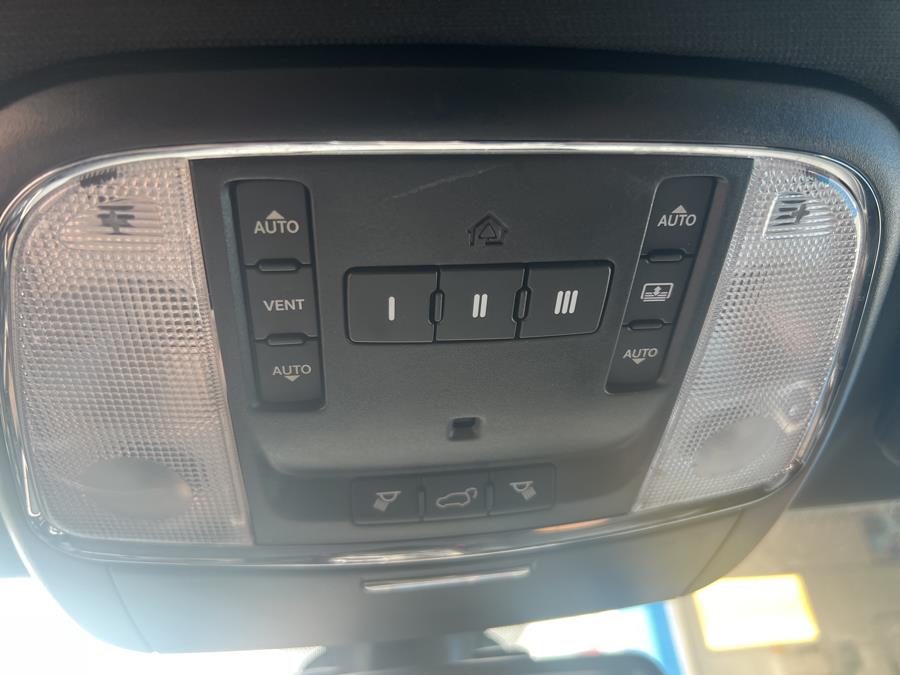 2016 Jeep Grand Cherokee 4WD 4dr Limited 75th Anniversary, available for sale in Stamford, Connecticut | Harbor View Auto Sales LLC. Stamford, Connecticut 2016 Jeep Grand Cherokee 4WD 4dr Limited 75th Anniversary, available for sale in Stamford, Connecticut | Harbor View Auto Sales LLC. Stamford, Connecticut