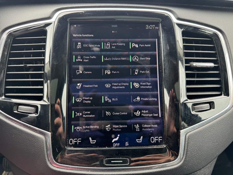 2018 Volvo XC90 T6 AWD 7-Passenger Inscription, available for sale in West Springfield, Massachusetts | Union Street Auto Sales. West Springfield, Massachusetts 2018 Volvo XC90 T6 AWD 7-Passenger Inscription, available for sale in West Springfield, Massachusetts | Union Street Auto Sales. West Springfield, Massachusetts
