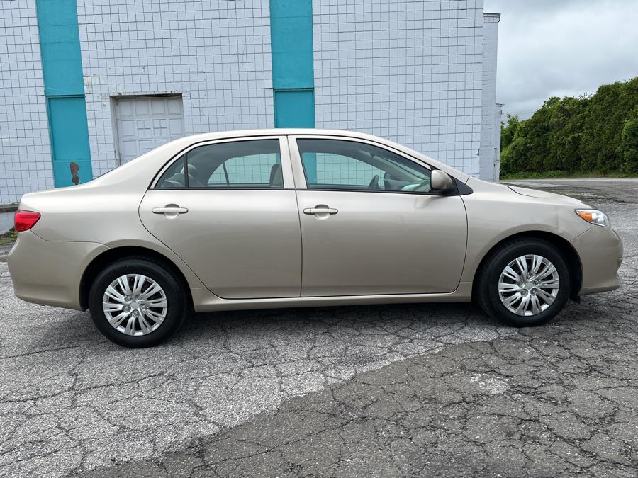 2009 Toyota Corolla 4dr Sdn Auto LE (Natl), available for sale in Milford, Connecticut | Dealertown Auto Wholesalers. Milford, Connecticut 2009 Toyota Corolla 4dr Sdn Auto LE (Natl), available for sale in Milford, Connecticut | Dealertown Auto Wholesalers. Milford, Connecticut