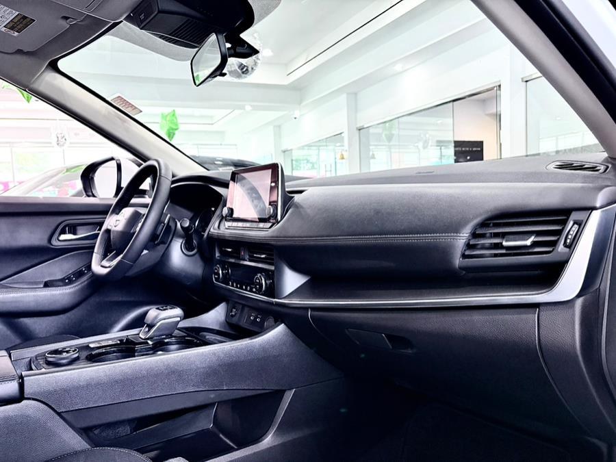 2025 Nissan Rogue AWD SV, available for sale in Franklin Sq, New York | Long Island Auto Center. Franklin Sq, New York 2025 Nissan Rogue AWD SV, available for sale in Franklin Sq, New York | Long Island Auto Center. Franklin Sq, New York