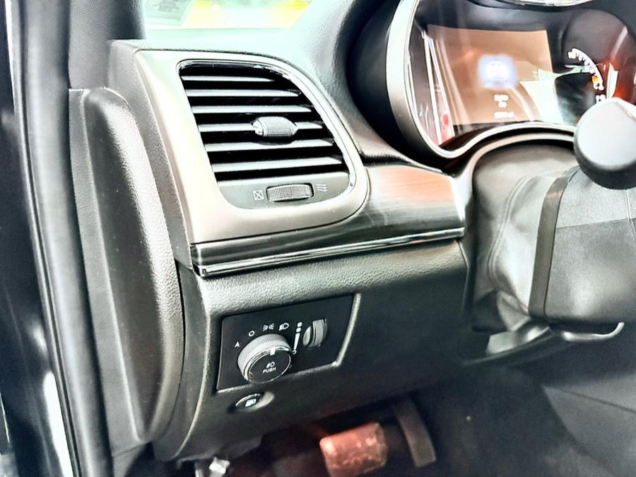 2022 Jeep Grand Cherokee WK Limited 4x4, available for sale in Franklin Sq, New York | Long Island Auto Center. Franklin Sq, New York 2022 Jeep Grand Cherokee WK Limited 4x4, available for sale in Franklin Sq, New York | Long Island Auto Center. Franklin Sq, New York