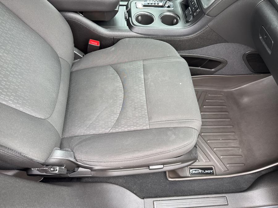 2016 GMC Acadia FWD 4dr SLE w/SLE-2, available for sale in Little Ferry, New Jersey | Victoria Preowned Autos Inc. Little Ferry, New Jersey 2016 GMC Acadia FWD 4dr SLE w/SLE-2, available for sale in Little Ferry, New Jersey | Victoria Preowned Autos Inc. Little Ferry, New Jersey
