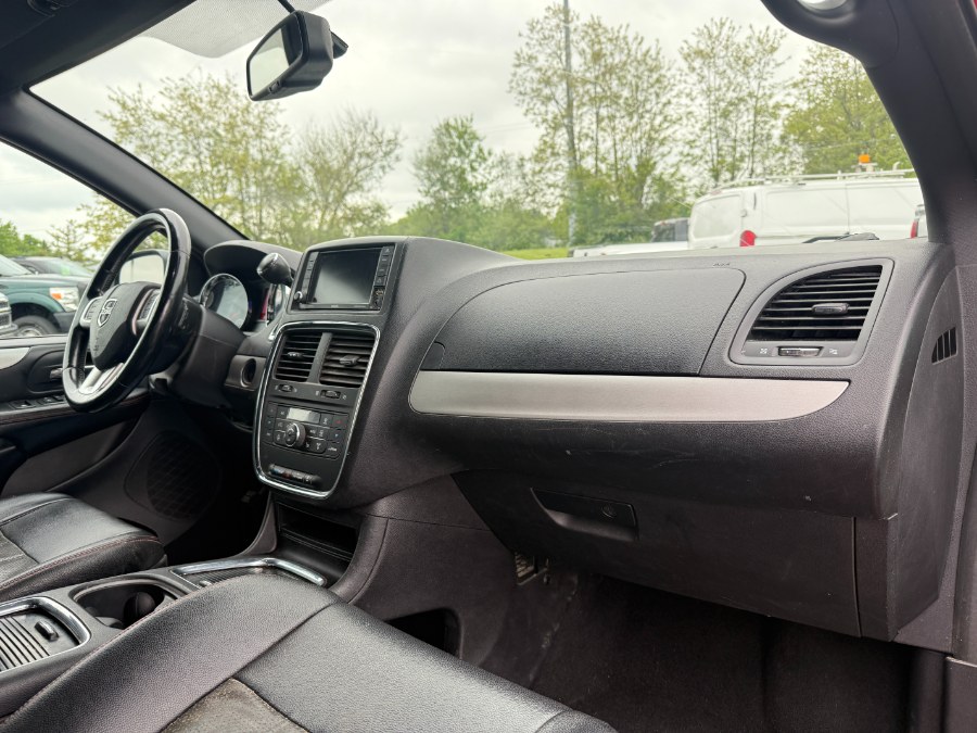 2014 Dodge Grand Caravan 4dr Wgn R/T, available for sale in Ortonville, Michigan | Marsh Auto Sales LLC. Ortonville, Michigan 2014 Dodge Grand Caravan 4dr Wgn R/T, available for sale in Ortonville, Michigan | Marsh Auto Sales LLC. Ortonville, Michigan