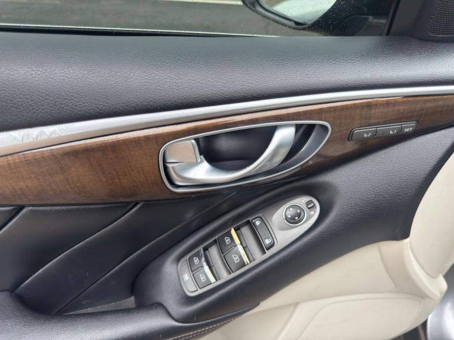 2015 Infiniti Q50 4dr Sdn Premium AWD, available for sale in Manchester, Connecticut | Carsonmain LLC. Manchester, Connecticut 2015 Infiniti Q50 4dr Sdn Premium AWD, available for sale in Manchester, Connecticut | Carsonmain LLC. Manchester, Connecticut
