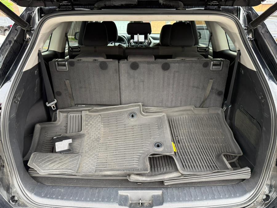 2023 Toyota Highlander LE FWD (Natl), available for sale in Brooklyn, New York | Worlds Best Auto Inc. Brooklyn, New York 2023 Toyota Highlander LE FWD (Natl), available for sale in Brooklyn, New York | Worlds Best Auto Inc. Brooklyn, New York