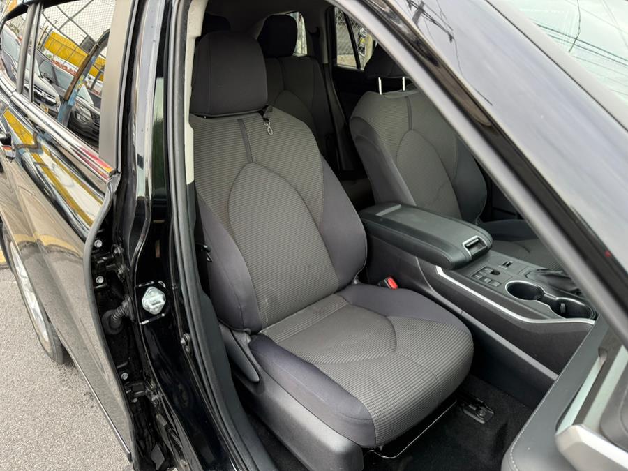 2023 Toyota Highlander LE FWD (Natl), available for sale in Brooklyn, New York | Worlds Best Auto Inc. Brooklyn, New York 2023 Toyota Highlander LE FWD (Natl), available for sale in Brooklyn, New York | Worlds Best Auto Inc. Brooklyn, New York
